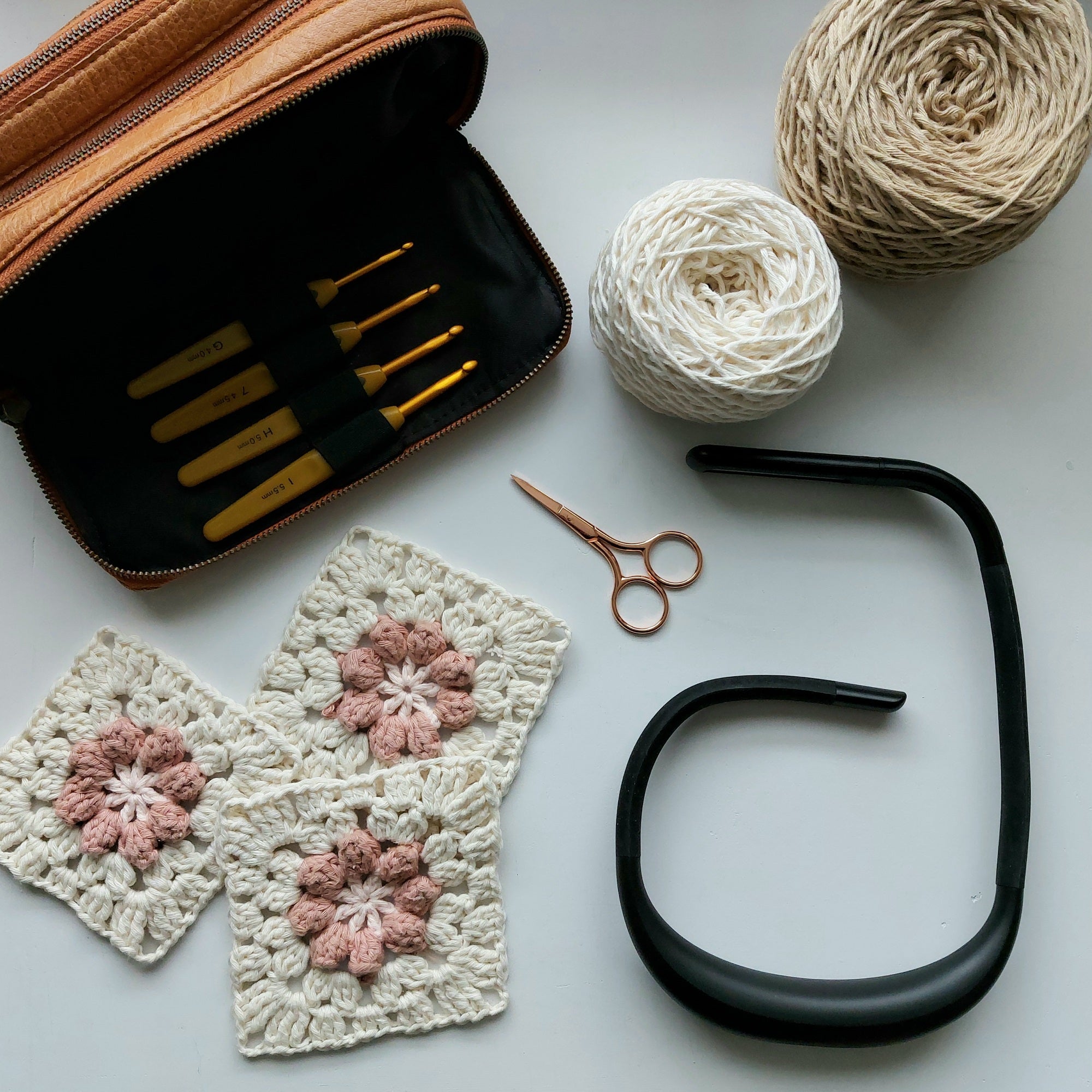 Borduurringen, 8 maten van 26 cm, stevige beweegbare schroeven, veilig en handig voor knutselaars, geschikt voor verschillende naaldambachten (13 cm Borduurringen, 8 maten van 26 cm, stevige beweegbare schroeven, veilig en handig voor knutselaars, geschikt voor verschillende naaldambachten (13 cm